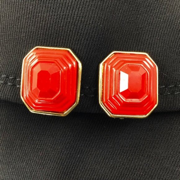 Vintage Costume Jewelry Clip-On Earrings - Picture 10 of 13